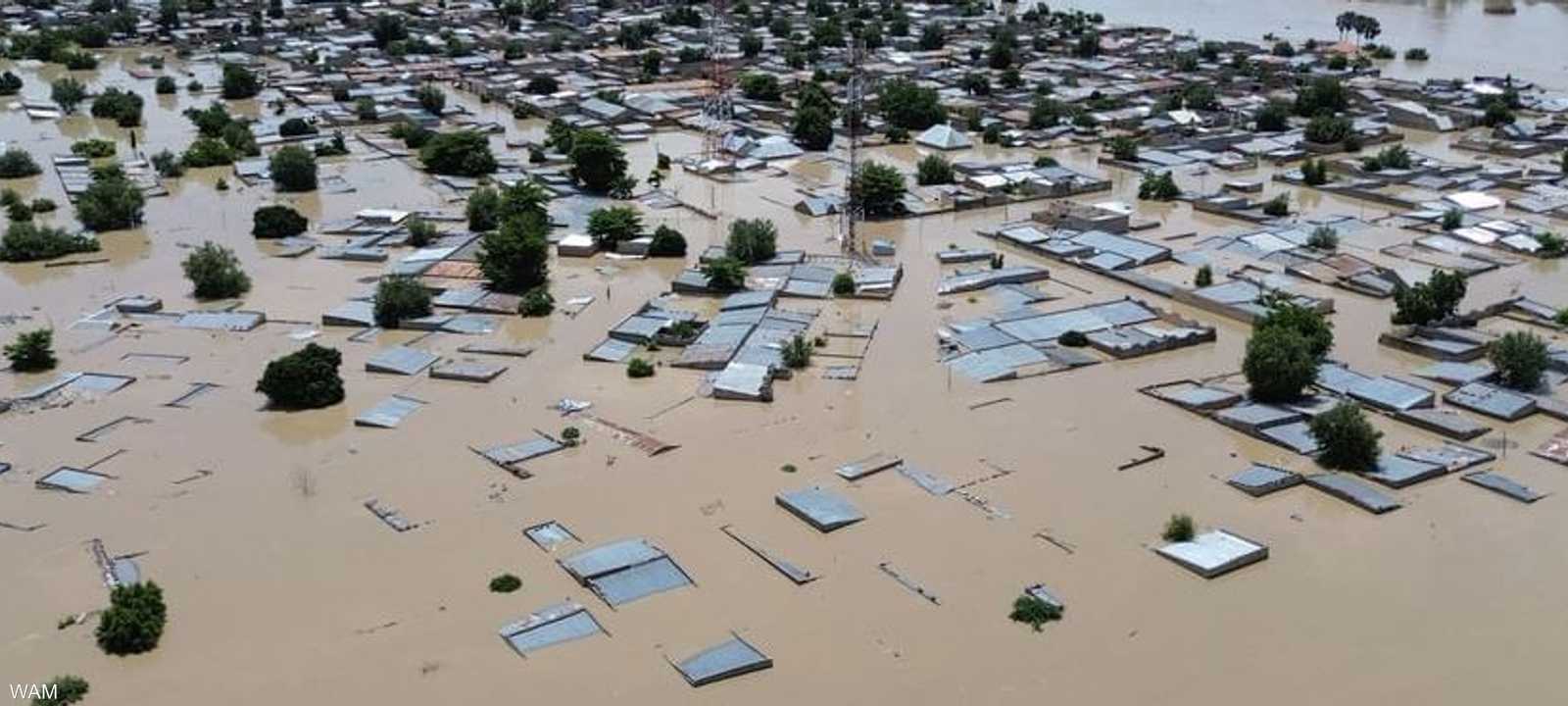 تشهد نيجيريا عادة موسم أمطار غزيرة من يونيو إلى نوفمبر