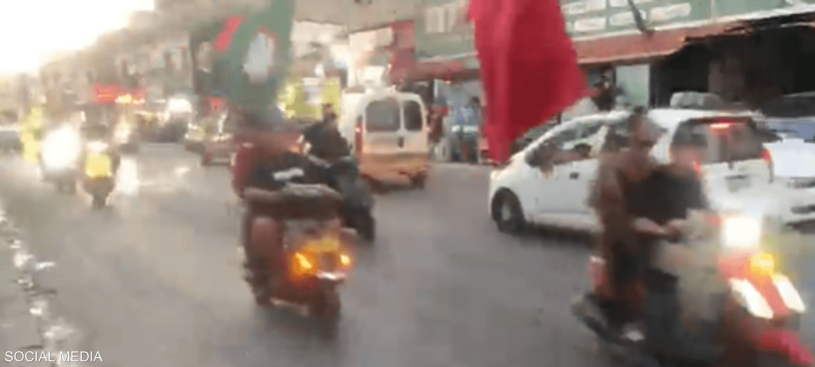 ظهرت شعارات حركة أمل في الاحتجاجات