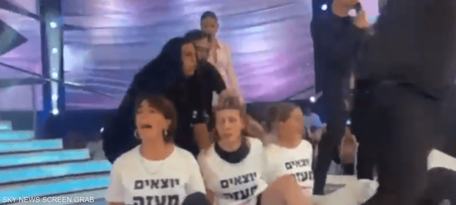 اضطرت القناة إلى قطع البث المباشر