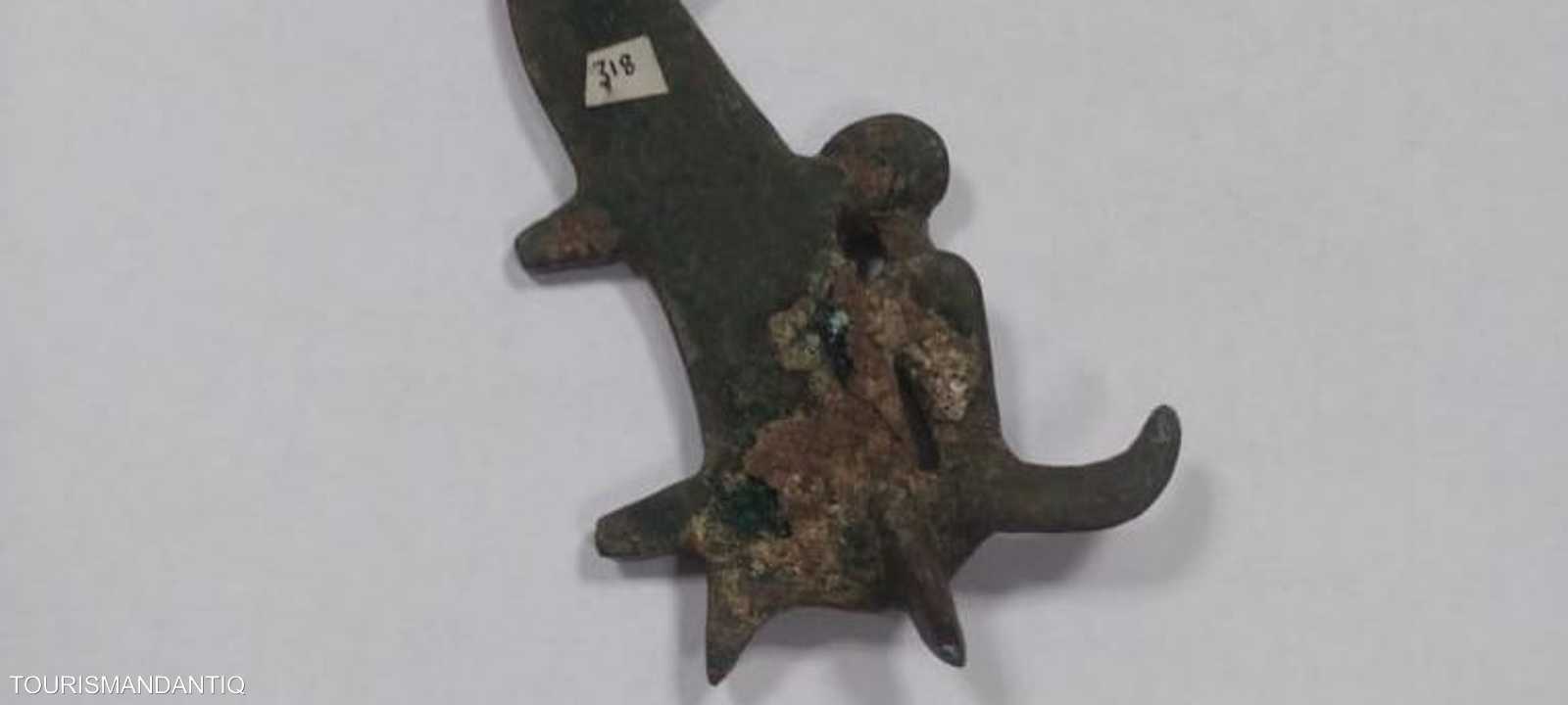 إحدى القطع الأثرية المصرية المستردة