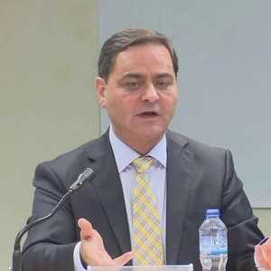 حليلة قال إن موافقة السلطة الفلسطينية ضرورية لإدارة غزة