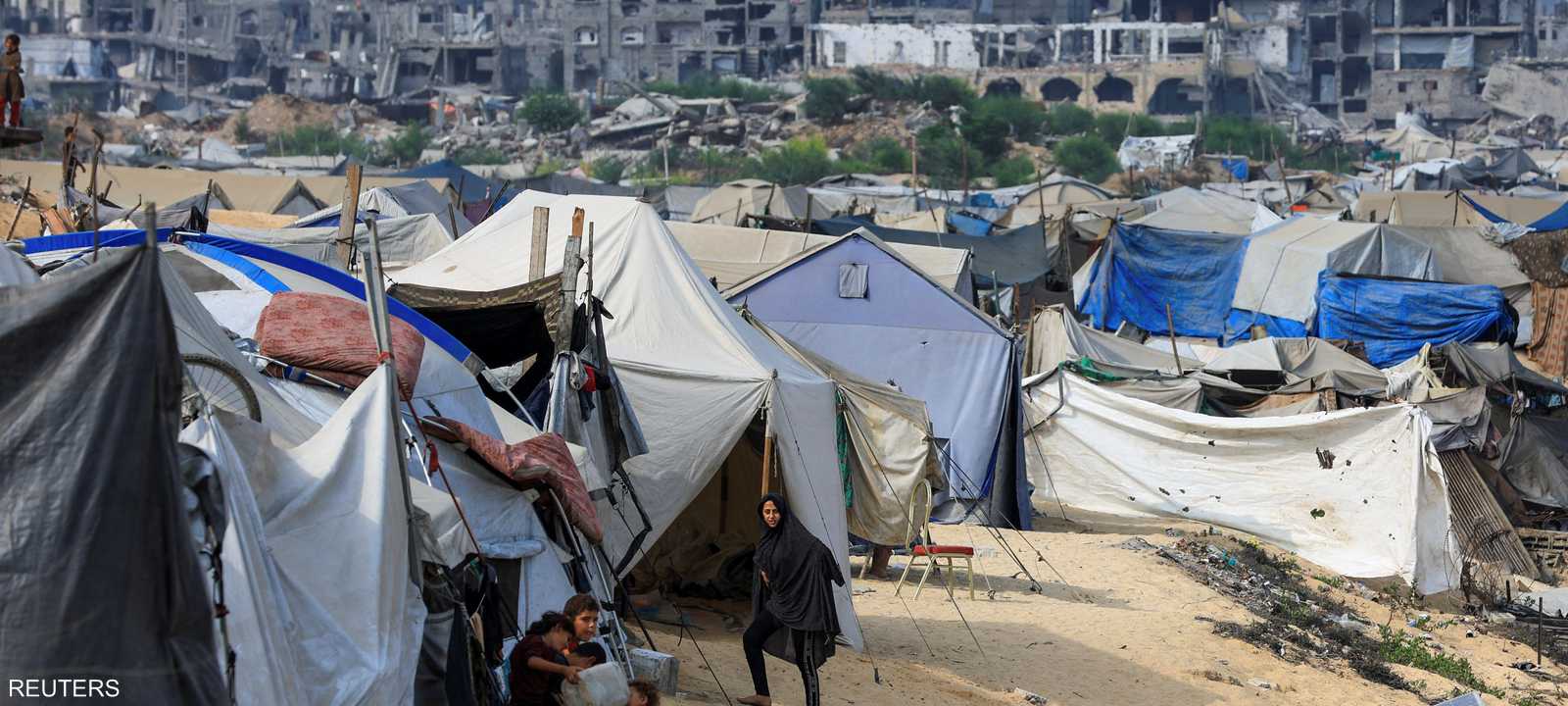 يعيش سكان غزة أوضاعا صعبة في ظل العملية العسكرية الإسرائيلية