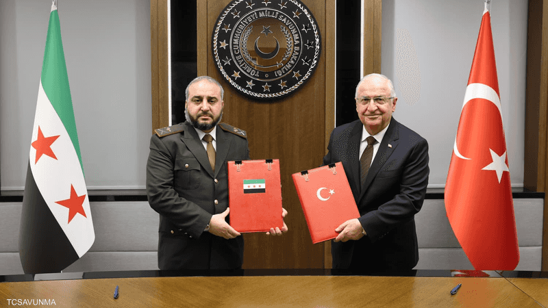 تركيا وسوريا توقعان مذكرة تفاهم بشأن التعاون الدفاعي