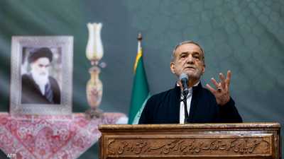 الرئيس الإيراني يكشف هشاشة التماسك الوطني