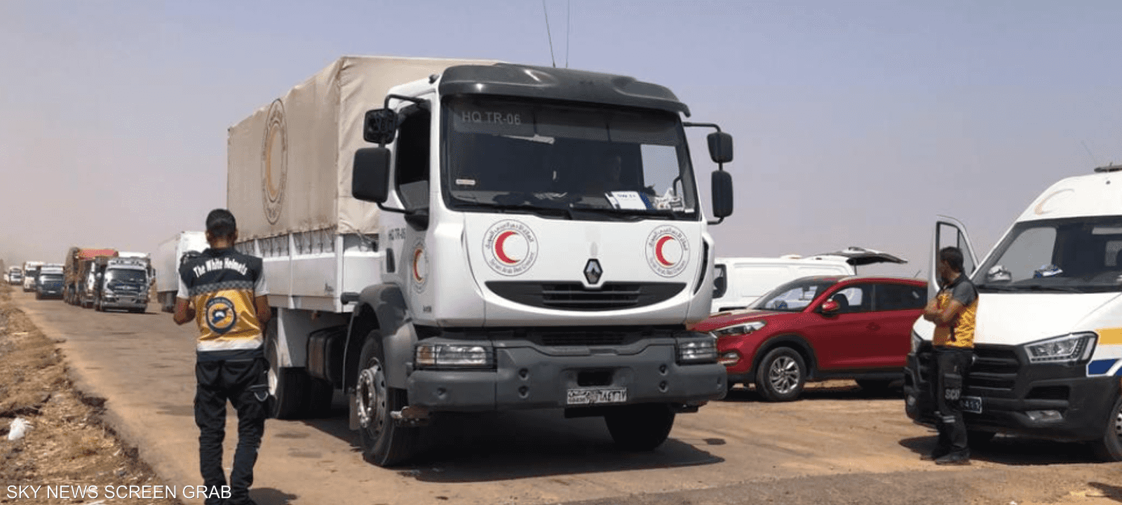 قدمت فرق الدفاع المدني السوري المساعدة للعائلات