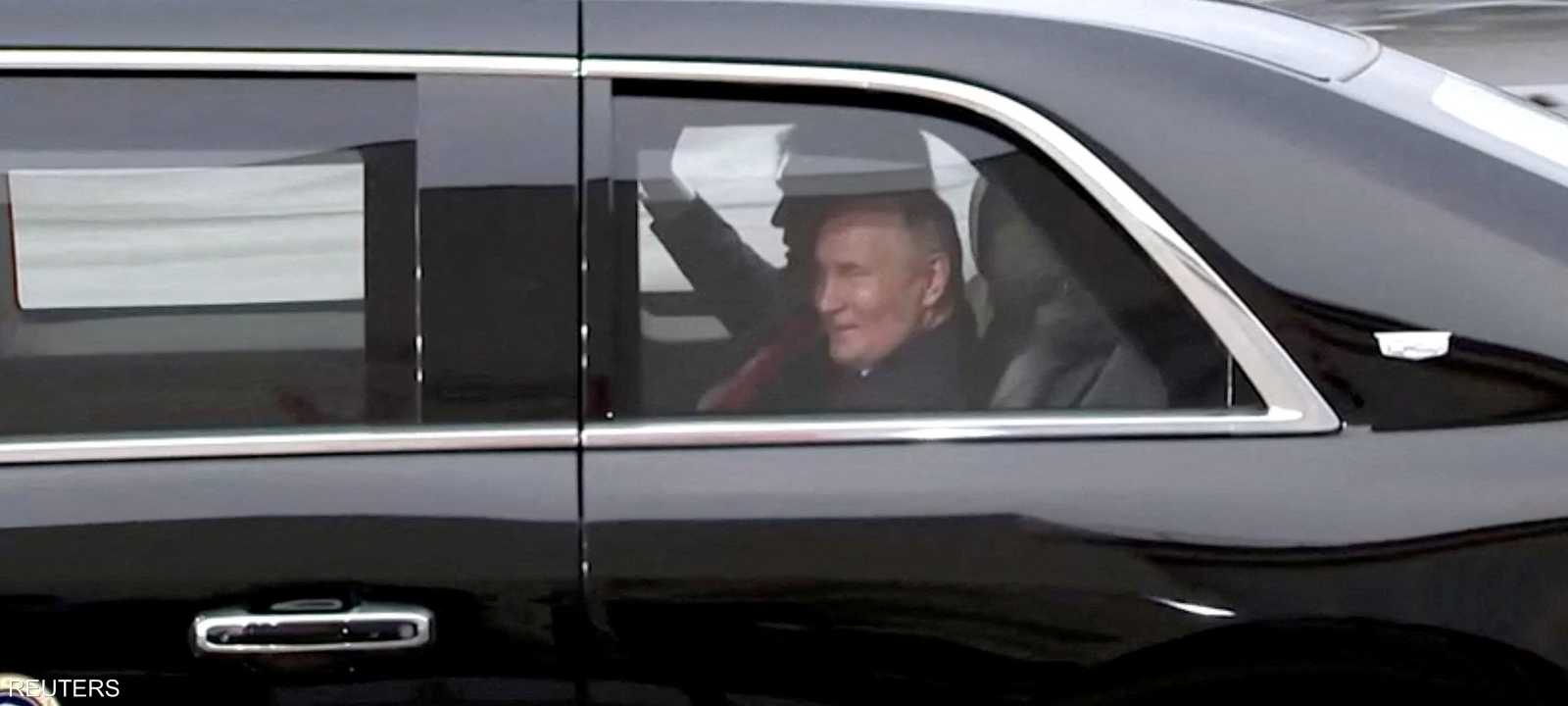 ترامب وبوتين داخل "الوحش"