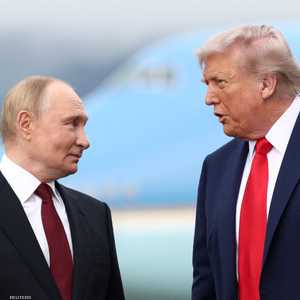 ترامب تحدث مع زيلينسكي بعد لقائه مع بوتين