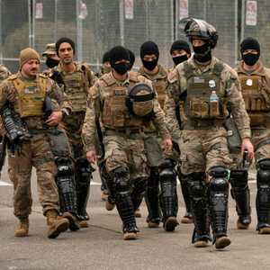 عناصر من الحرس الوطني أمام مبنى الكابيتول (أرشيفية)