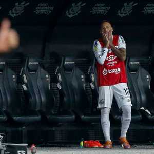 نيمار لاعب سانتوس البرازيلي