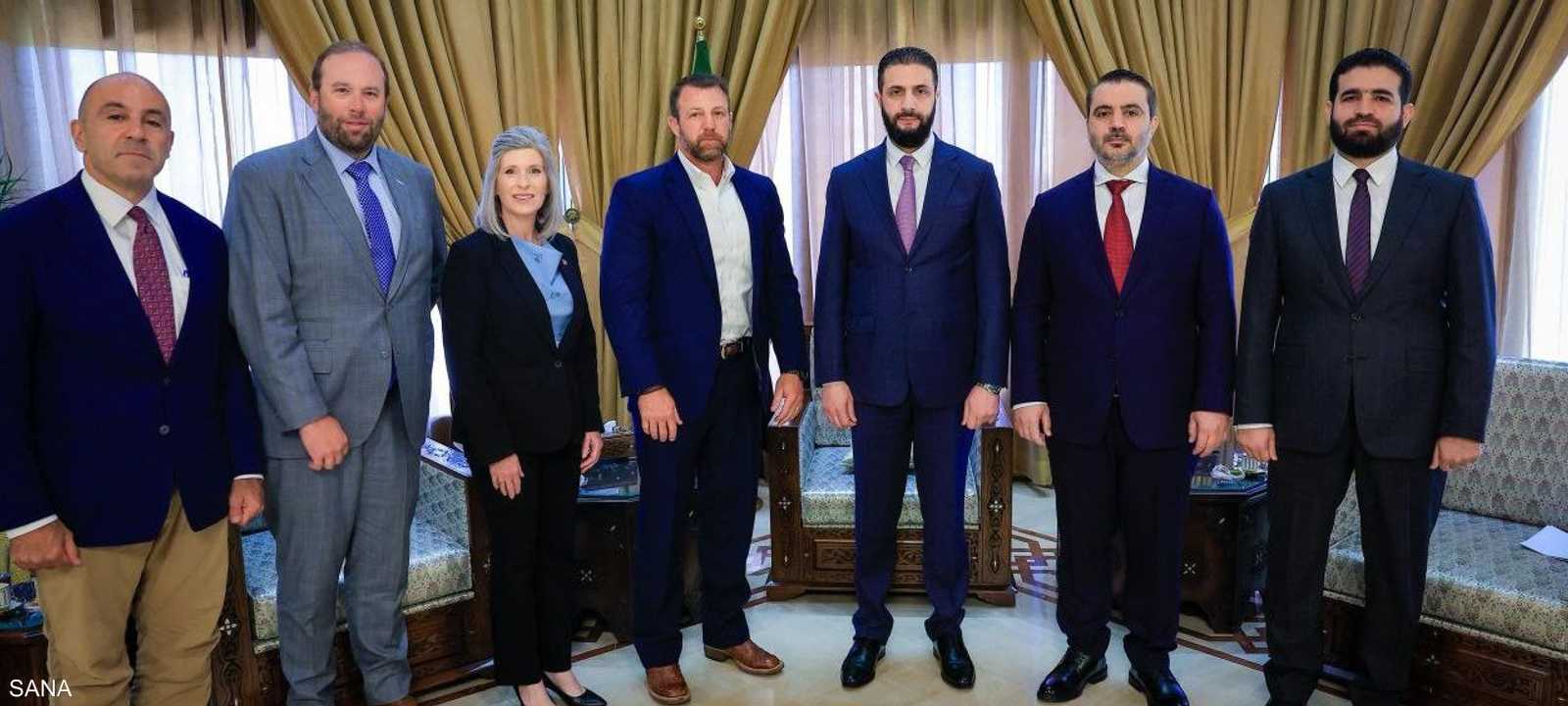 الشرع التقى وفدا من الكونغرس الأميركي