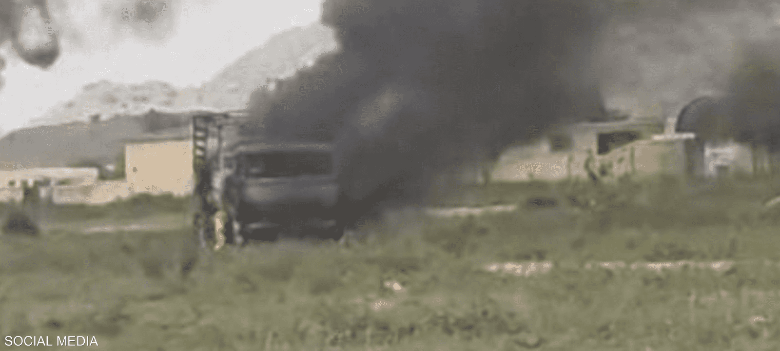 أدى القصف لاحتراق 3 شاحنات