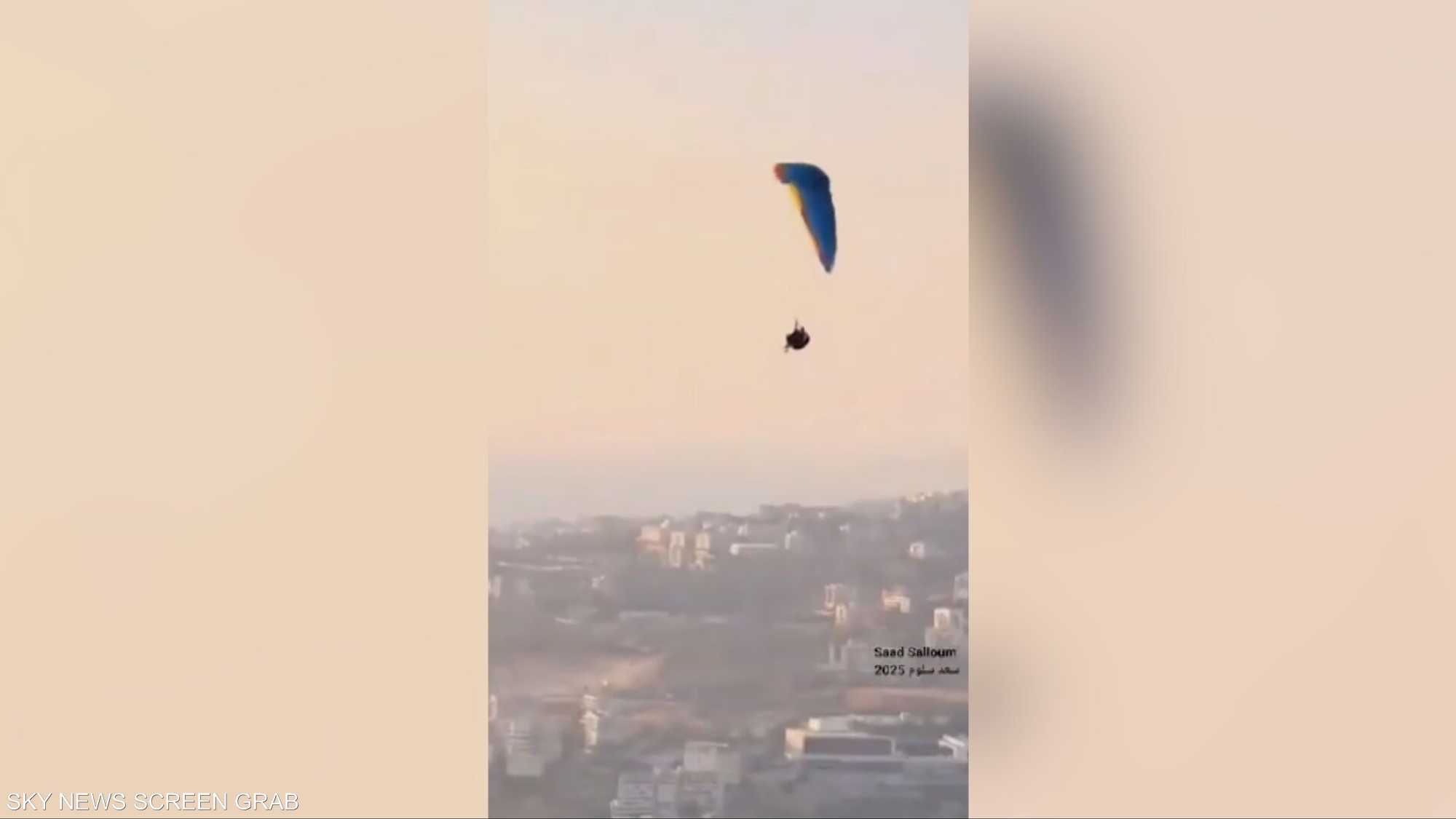 وفاة البطل اللبناني "عمر سنجر" بعد سقوط طائرته الشراعية