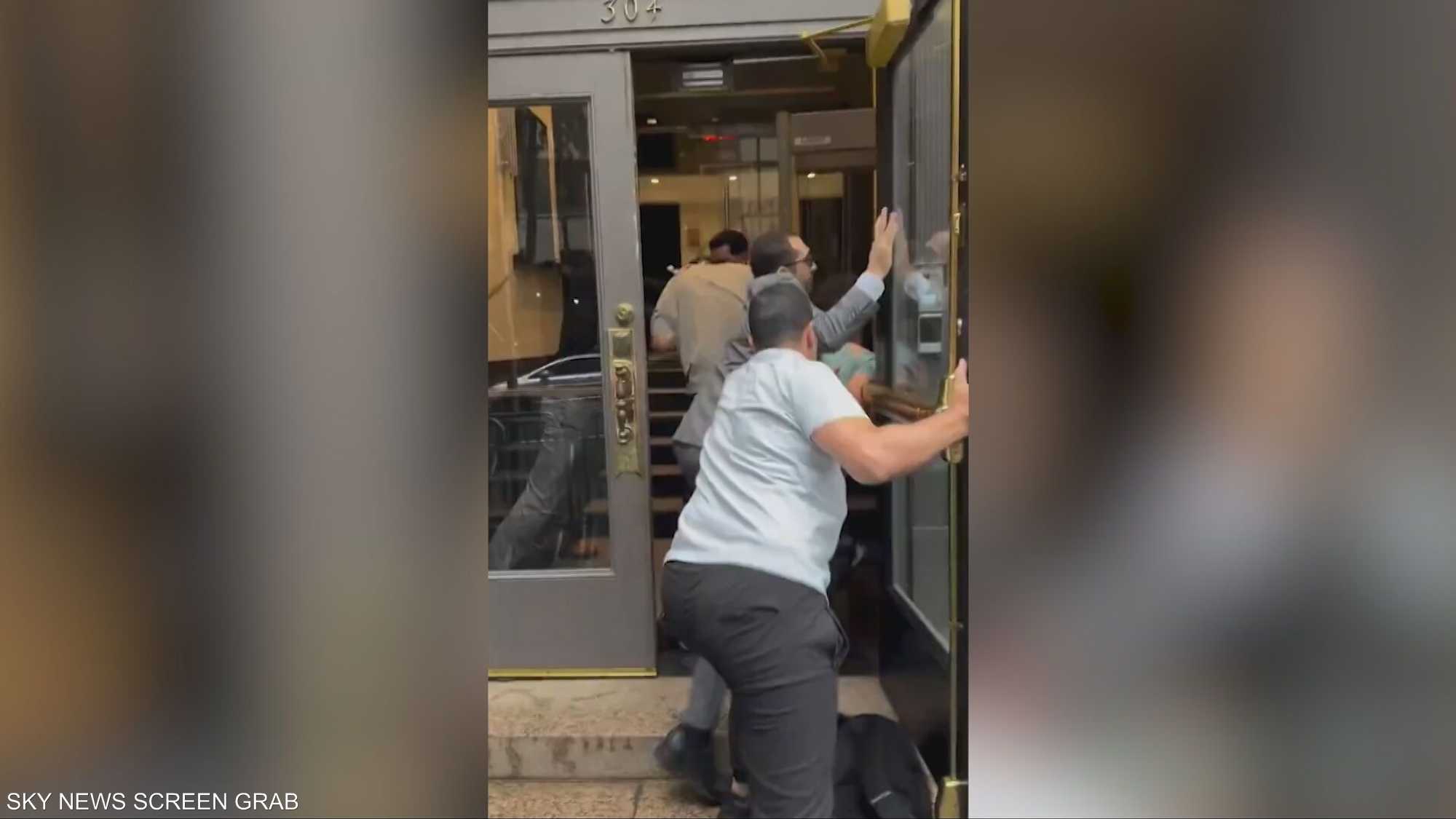 تداول واسع لفيديو يوثق هجوما على السفارة المصرية بنيويورك