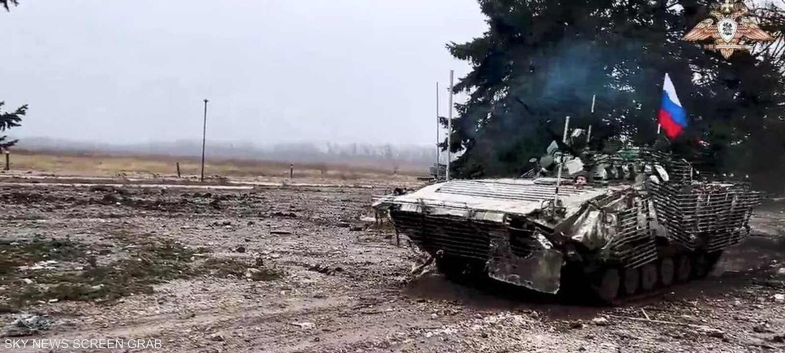 دبابة روسية في جبهة القتال في شرق أوكرانيا