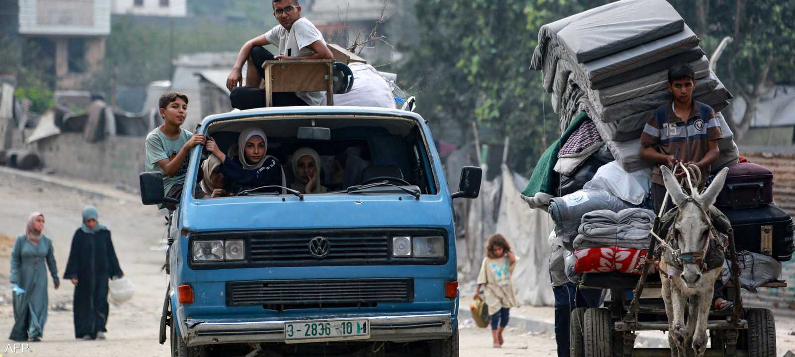 معاناة يومية يعيشها سكان غزة