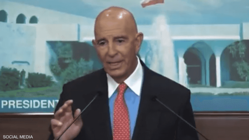 توماس باراك خلال المؤتمر الصحفي