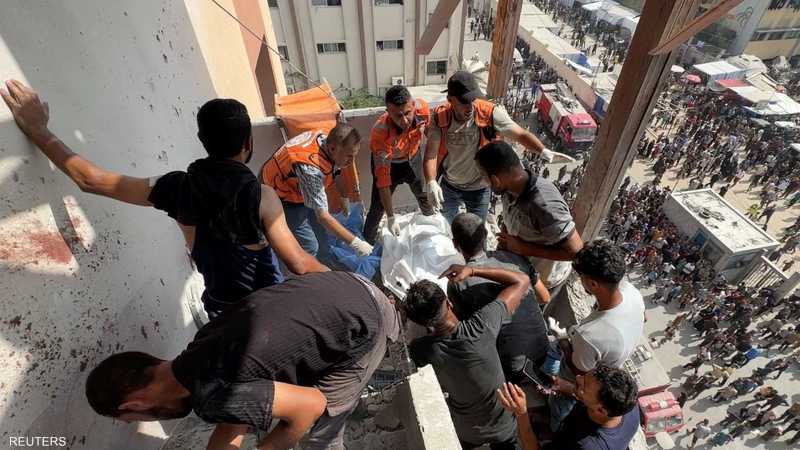 المستشفى تعرض لقصف إسرائيلي الإثنين