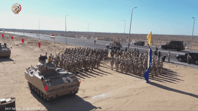 الجيش المصري يعزز انتشاره في سيناء بعشرات الآلاف من الجنود