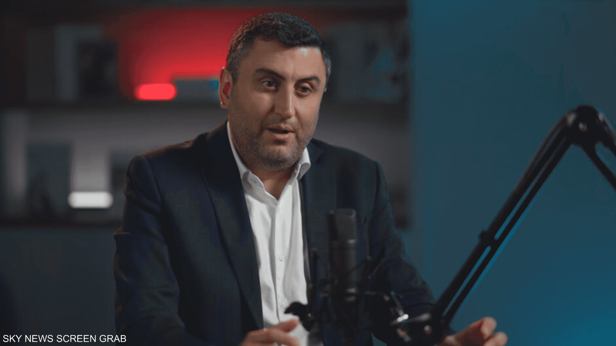 خبايا عالم الانتقالات والصفقات بكرة القدم مع رائد قسيس