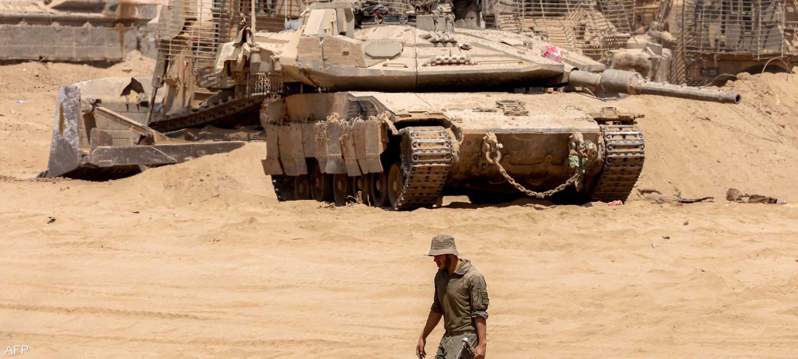 أبرزت "هآرتس" أن هناك "توترا طويل الأمد داخل الجيش"