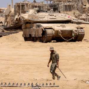 أبرزت "هآرتس" أن هناك "توترا طويل الأمد داخل الجيش"