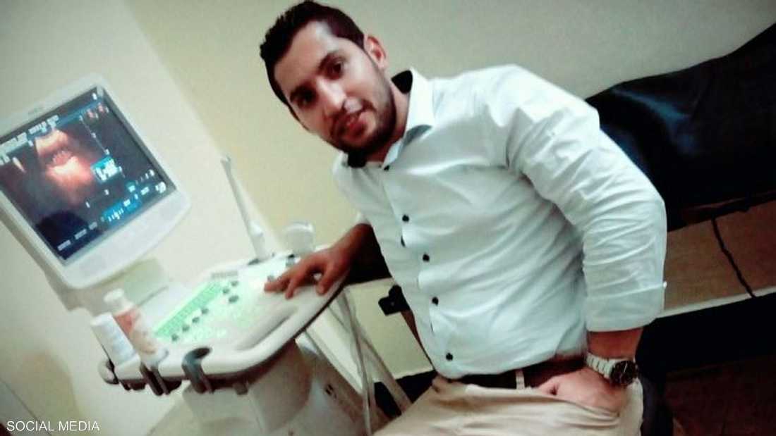 خاص
مصر.. التحقيق مع طبيب نساء بعد "رقصه بالمولود"