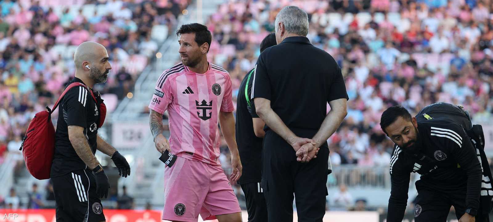 ميسي أصيب في 2 أغسطس أمام نادي نيكاكسا