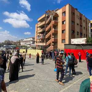 مستشفى ناصر الطبي تعرض لقصف إسرائيلي