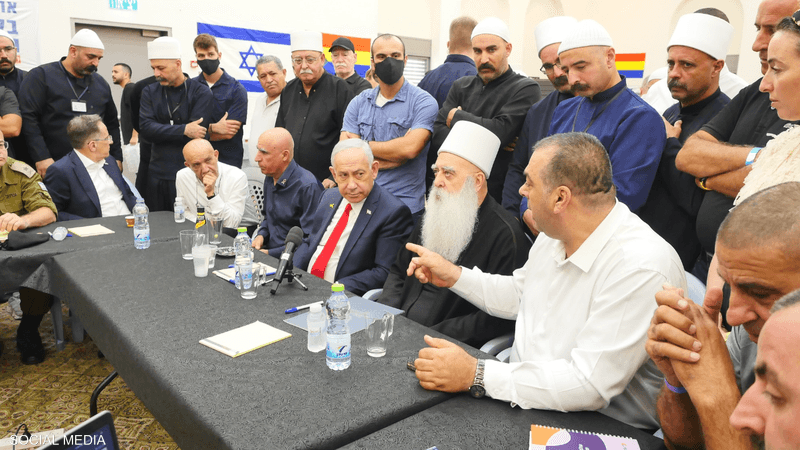 طريف ونتنياهو خلال الاجتماع