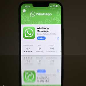 واتساب أصبح يتيح تعدل الرسائل بواسطة الذكاء الاصطناعي