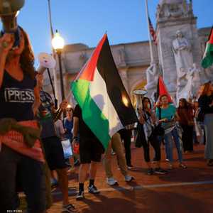 الكثير من الأميركيين يتعاطفون في الفلسطينيين وفق الاستطلاع
