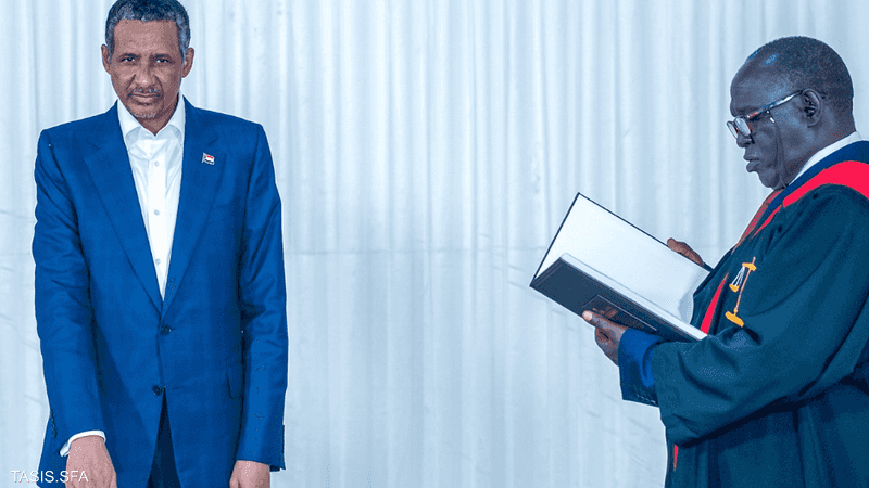 محمد حمدان دقلو يؤدي اليمين الدستورية