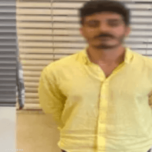 "شاكر" لحظة إلقاء القبض عليه