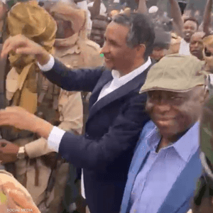 دقلو يؤدي القسم رئيسا للمجلس الرئاسي لحكومة "تأسيس"