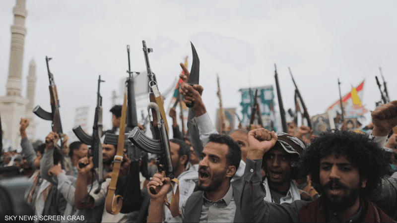جماعة الحوثي تتوعد برد مؤلم ونتنياهو يتوعد باستهداف قادتها