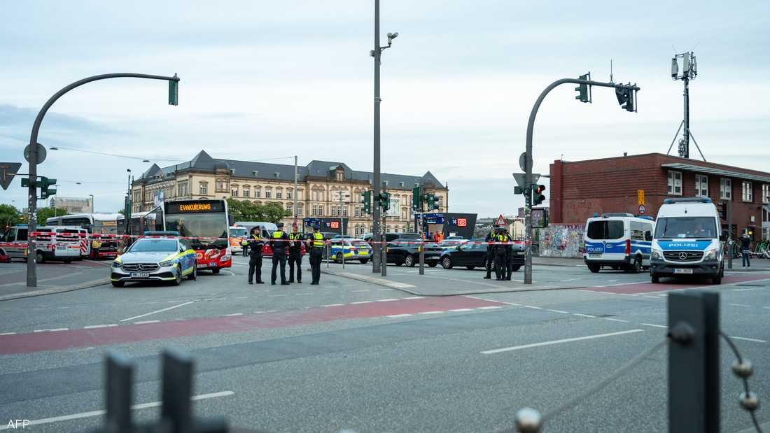 ألمانيا.. إصابة مدرس إثر حادث طعن في معهد مهني