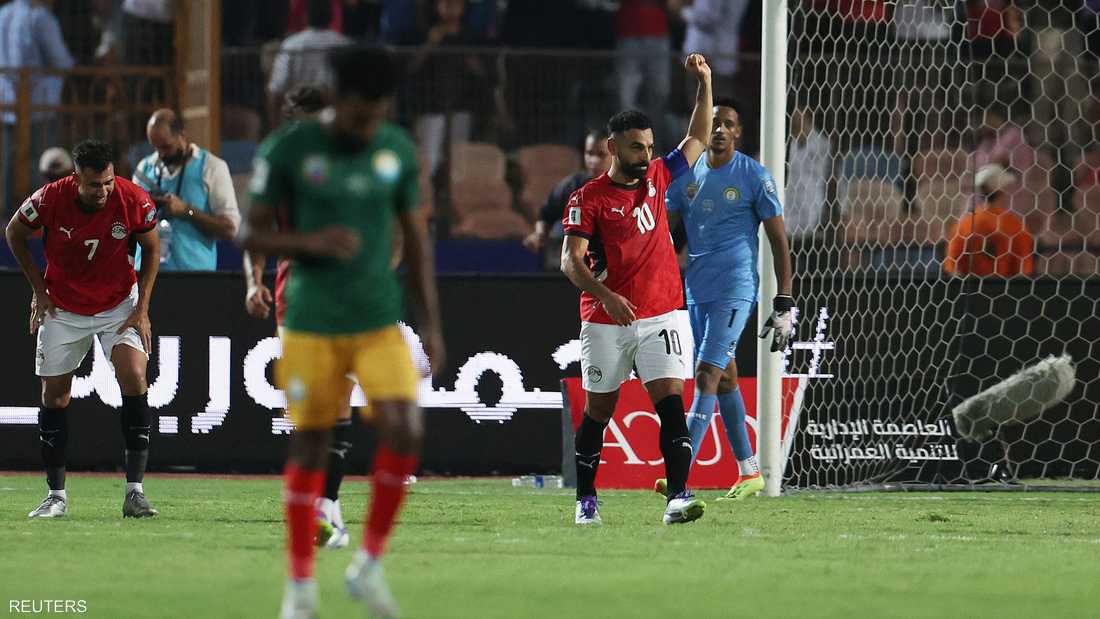 "الفراعنة" يقتربون من المونديال بهدفي صلاح ومرموش