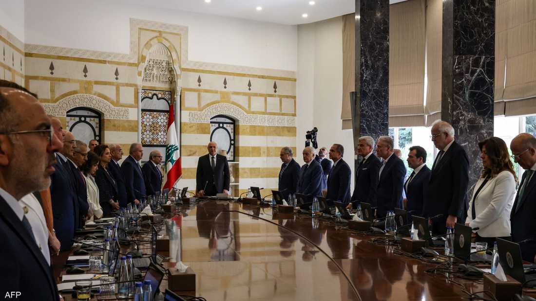 حزب الله يعلّق على تحرك حكومة لبنان بشأن خطة "حصر السلاح"