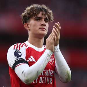 ماكس دومان، لاعب فريق أرسنال الإنجليزي