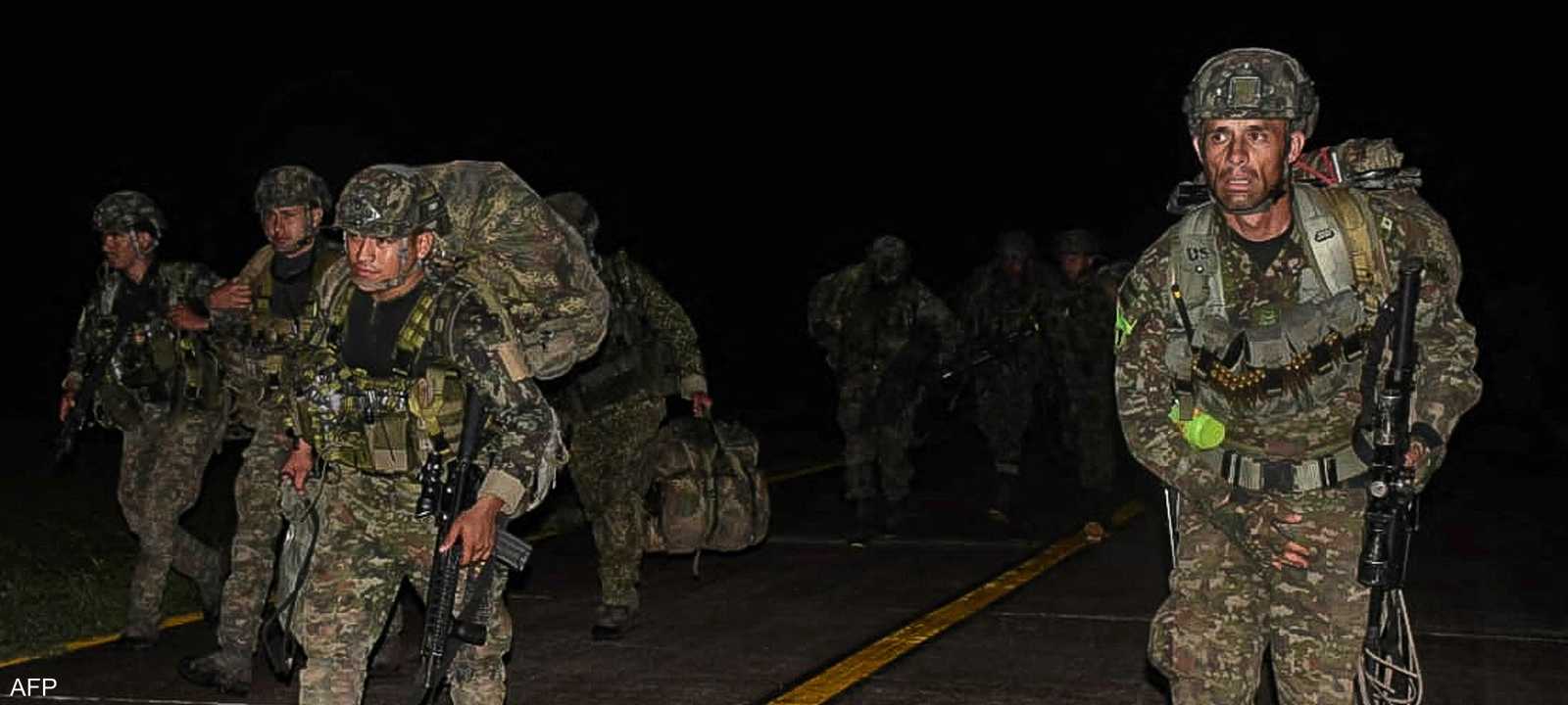 جنود من الجيش الكولومبي أطلق سراحهم بعد احتجازهم في وقت سابق