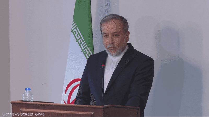 عراقجي يلتقي غروسي اليوم في القاهرة