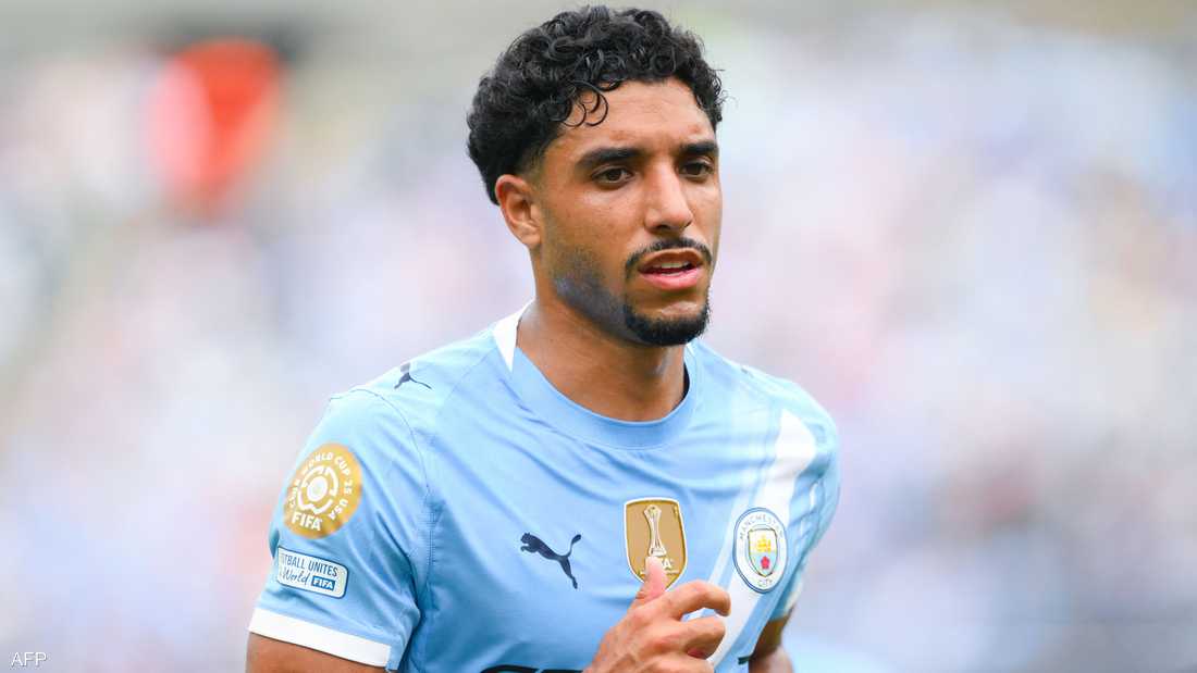 مرموش يغيب عن قمة مانشستر بعد إصابته مع منتخب مصر