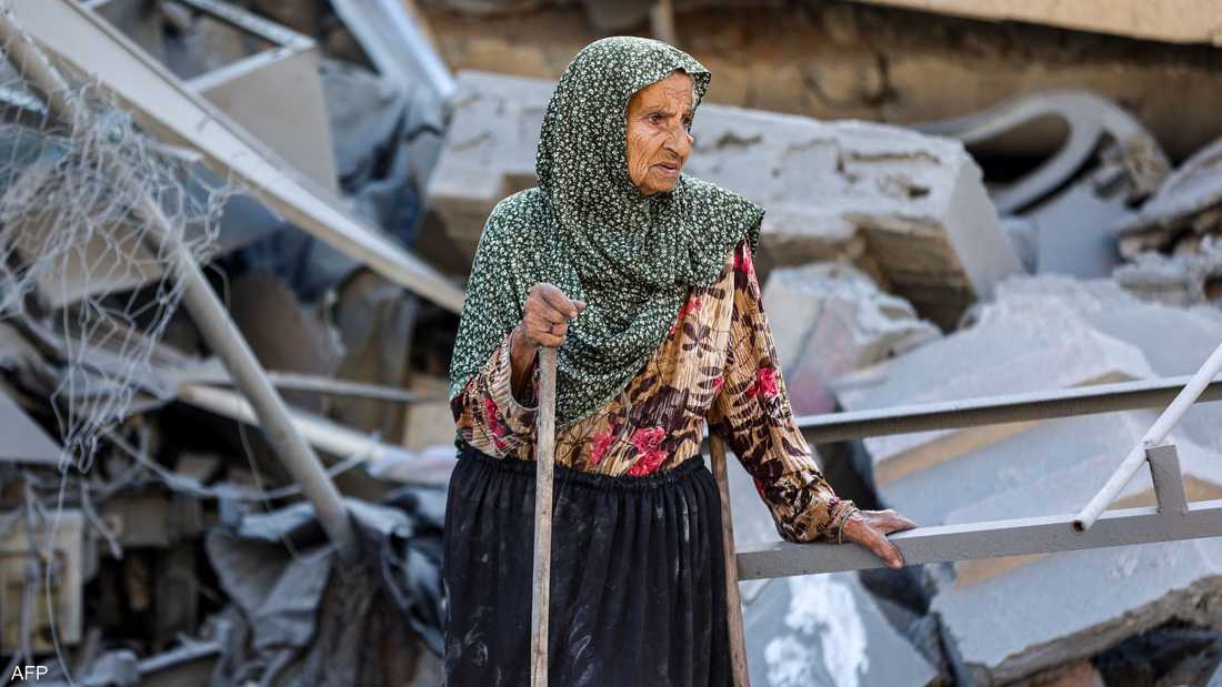 عشرات القتلى في غزة بغارات ونيران إسرائيلية