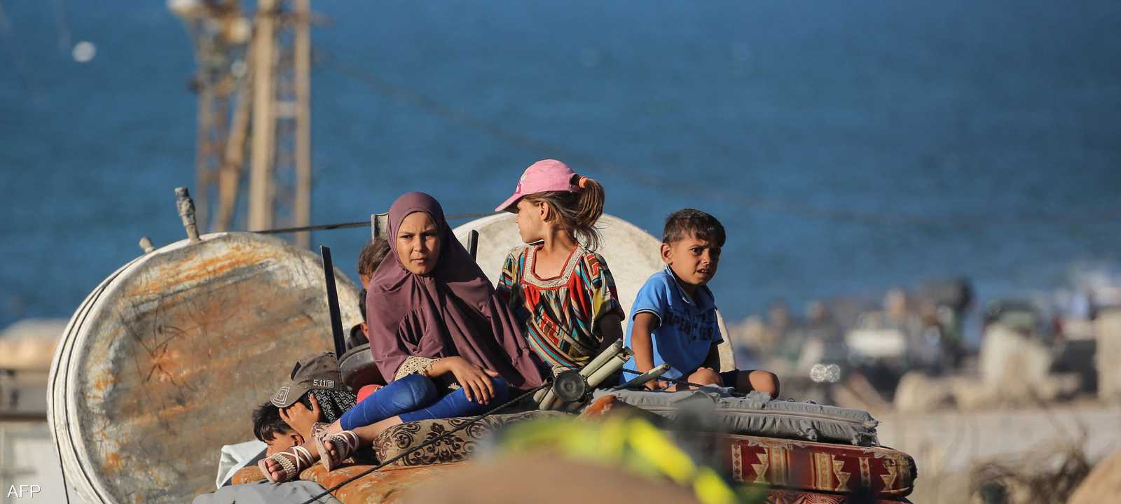 حركة النزوح متواصلة من مدينة غزة