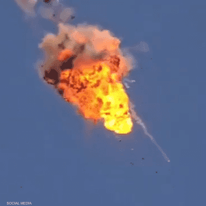 لحظة اعتراض المسيرة