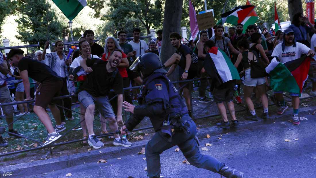 إسرائيل تهاجم سانشيز بعد تظاهرات مؤيدة لفلسطين