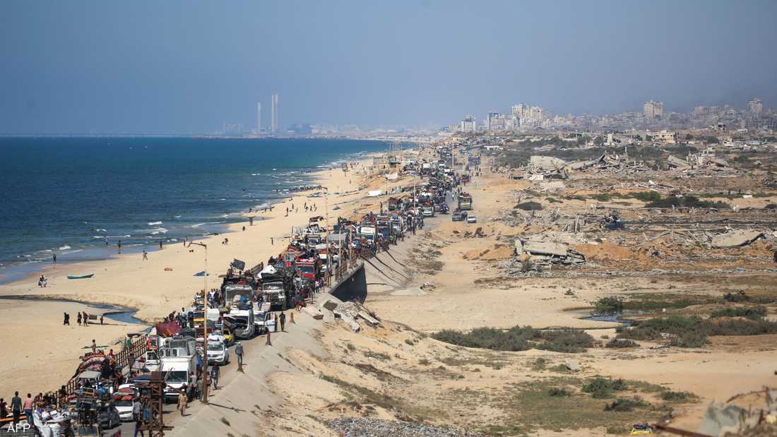 إسرائيل تفتح طريقا جديدا لمغادرة مدينة غزة مع توغل الدبابات