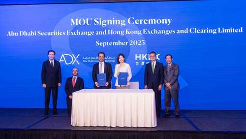 سوق أبوظبي وبورصة هونغ كونغ يوقعان مذكرة تفاهم