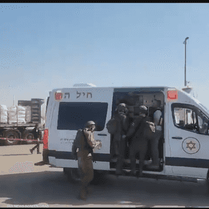 مقتل إسرائيليين في إطلاق نار عند معبر اللنبي