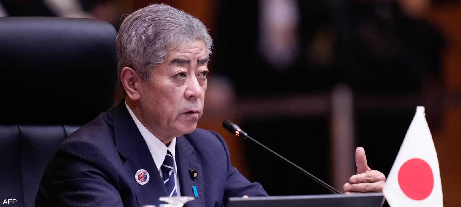 وزير الخارجية الياباني تاكيشي إيوايا